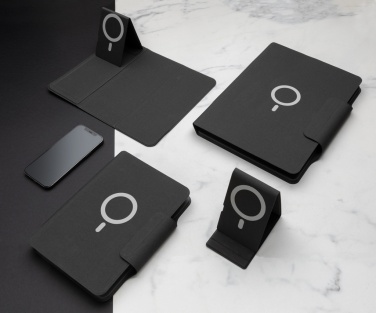 Logotrade promotional gift picture of: Artic Magnetic 10W wireless charging phone stand